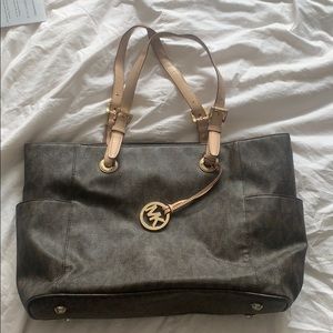 Michael Kors tote